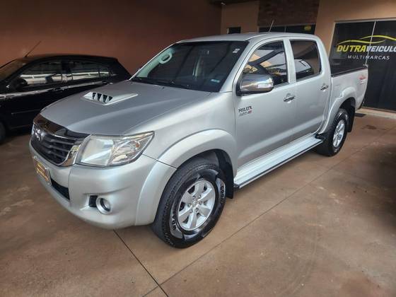 TOYOTA HILUX 3.0 SRV 4X4 CD 16V TURBO INTERCOOLER DIESEL 4P AUTOMÁTICO